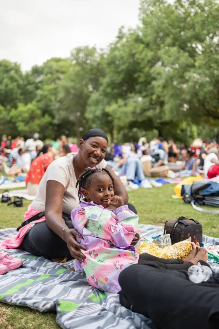 midtown-people-midtownhouston_movienight-424-9240