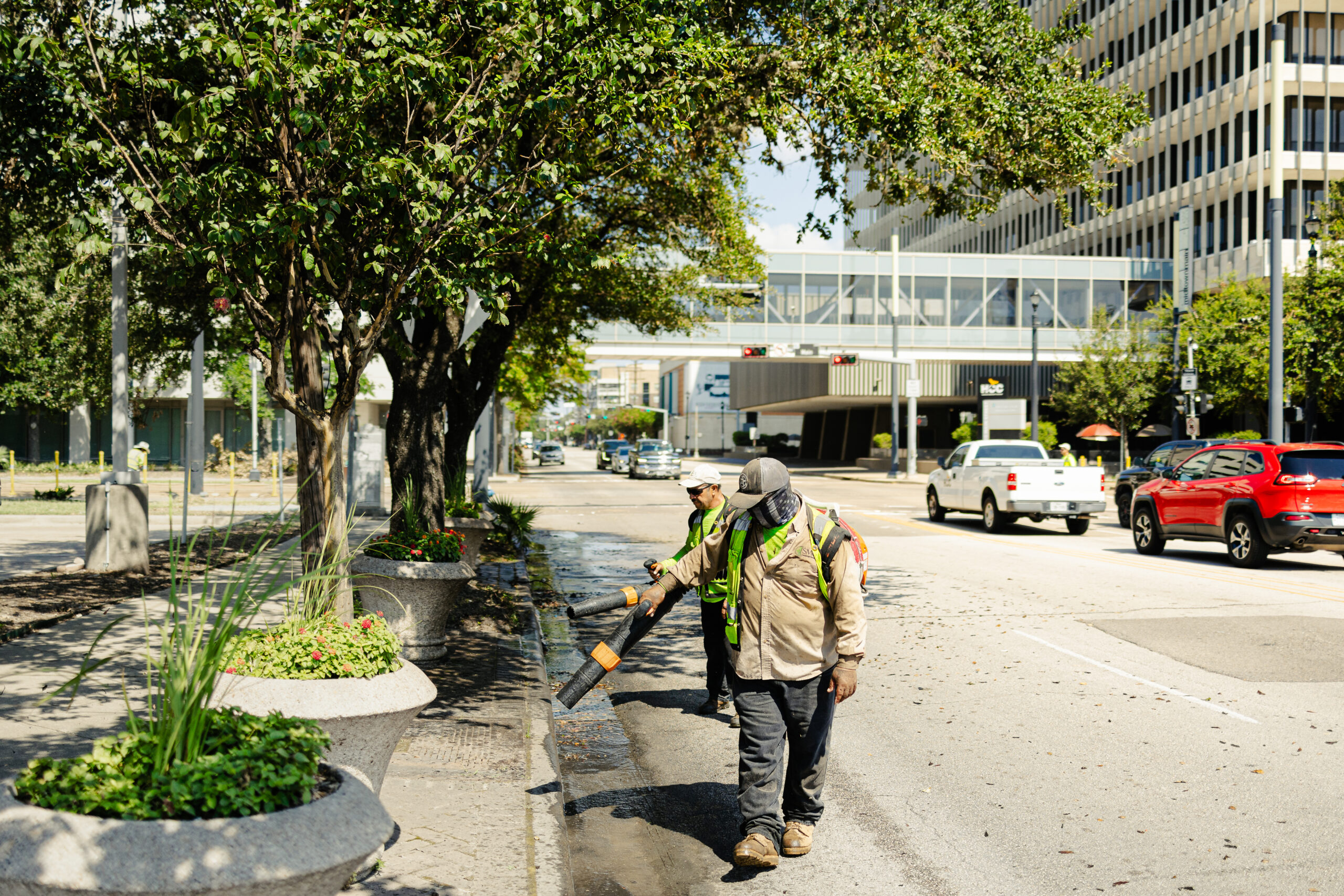 Midtown Houston Service and Maintenance Team on Elgin Cleaning in Midtown Houston